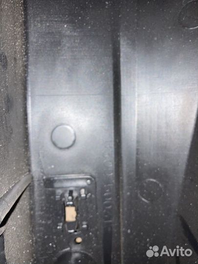 Бампер передний mazda familia2001 год