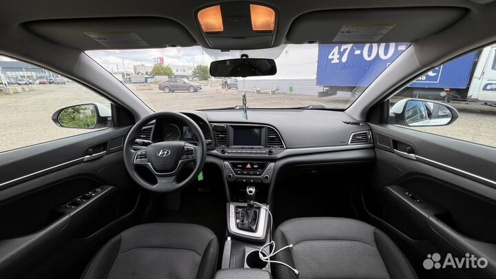 Аренда авто HyundaI Elantra