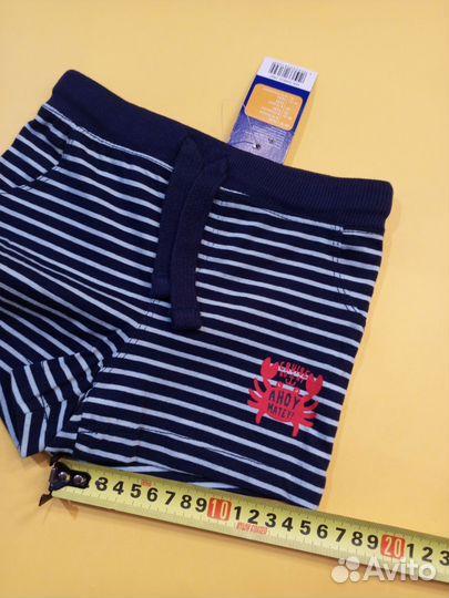 Новые шорты 74-80