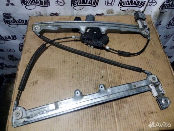 Стеклоподъемник передний правый Mitsubishi Colt