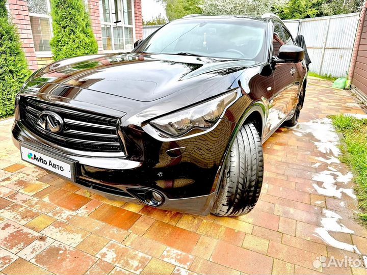 Infiniti QX70 3.0 AT, 2014, 55 000 км