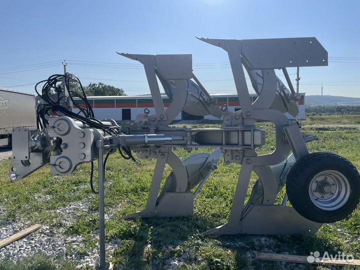 Плуг плантажный ermo