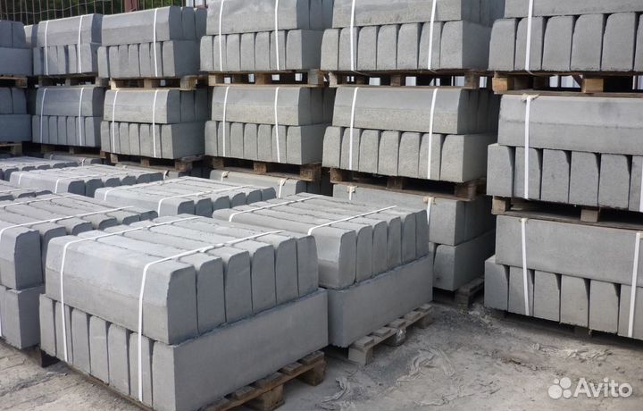 Бордюр дорожный 1000х300х150