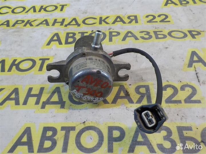 Насос вакуумный Chevrolet Aveo (T300) 2011