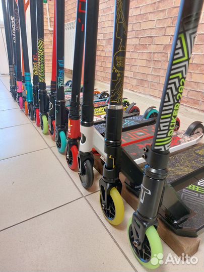 Трюковой самокат. Новый. Собран и проверен