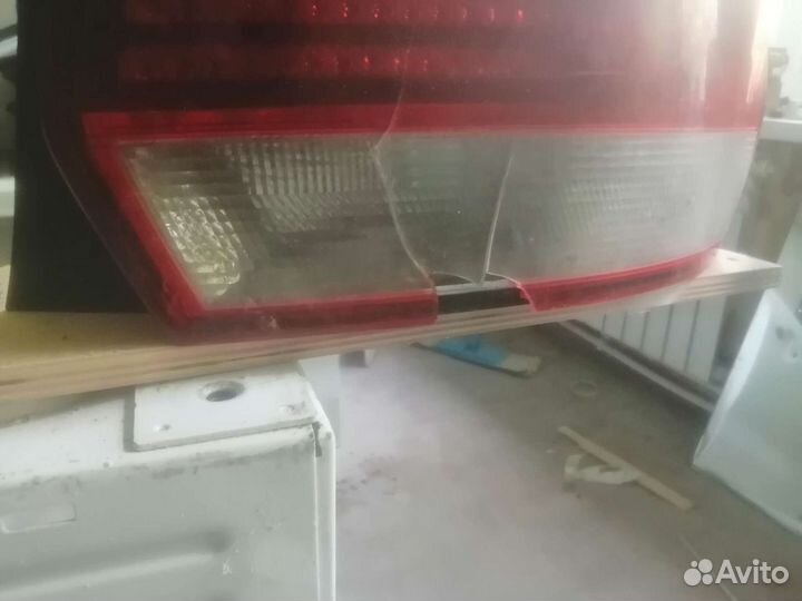 Volkswagen Polo 2017 задняя права фара