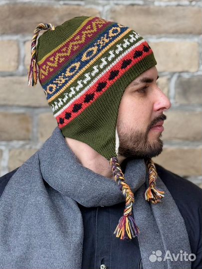 Мужская шапка двусторонняя с ушками зимняя Чульо 100% альпака цвет фисташковый-беж