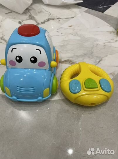 Машинка на пульте управления