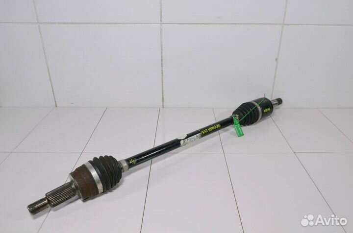 Приводной вал задний Land Rover Discovery Sport