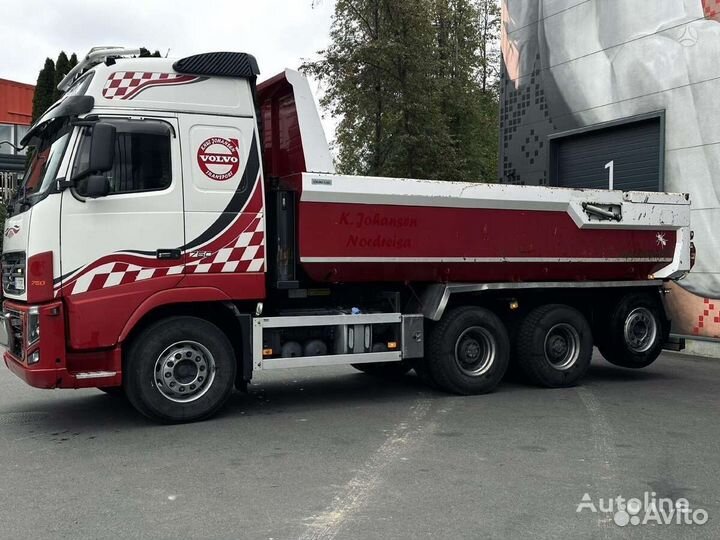 Самосвал Volvo FH, 2013