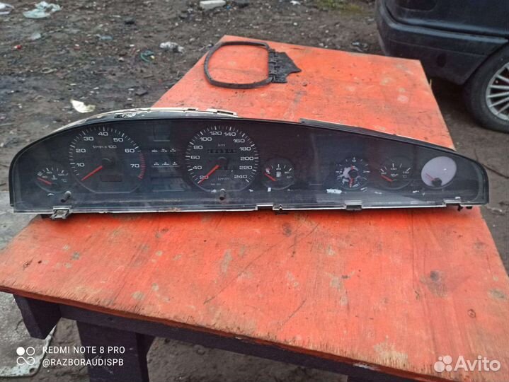 Запчасти на приборку Audi 100с4 A6C4