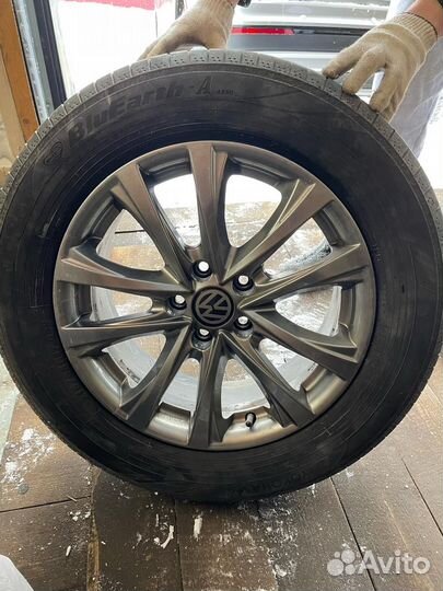 Продаю летние колеса в сборе r17 215/65