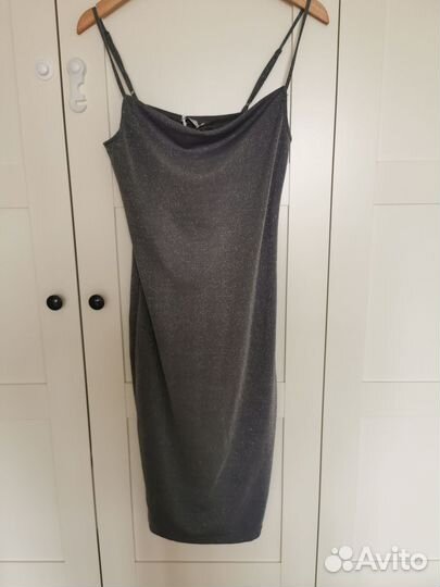 Платье Zarina 44