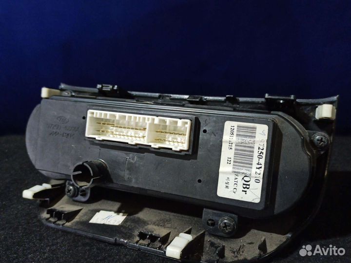 Блок управления климатом Kia Rio 3 Рио 3