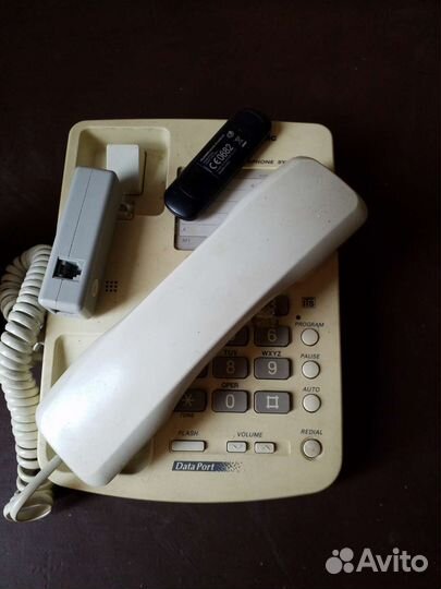 Телефон panasonic, сплитер, модем