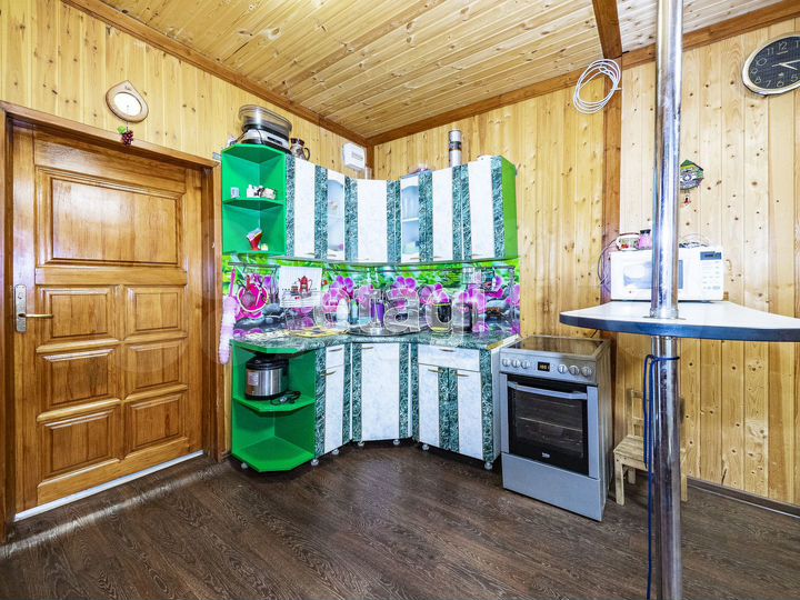 3-к. квартира, 98 м², 1/2 эт.