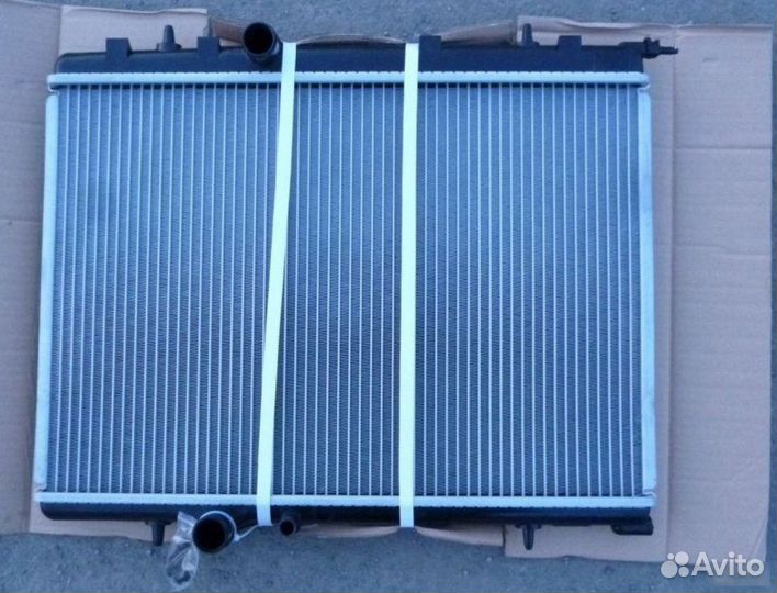Радиатор охлаждения двигателя Citroen