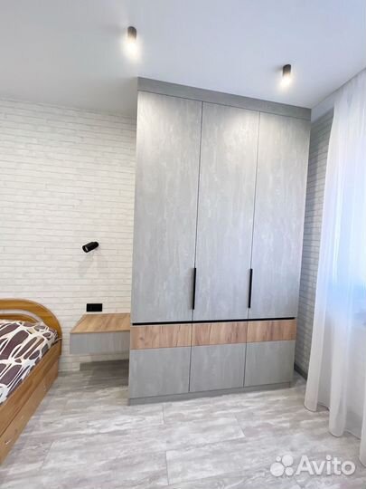 Шкаф белый (и другие цвета)