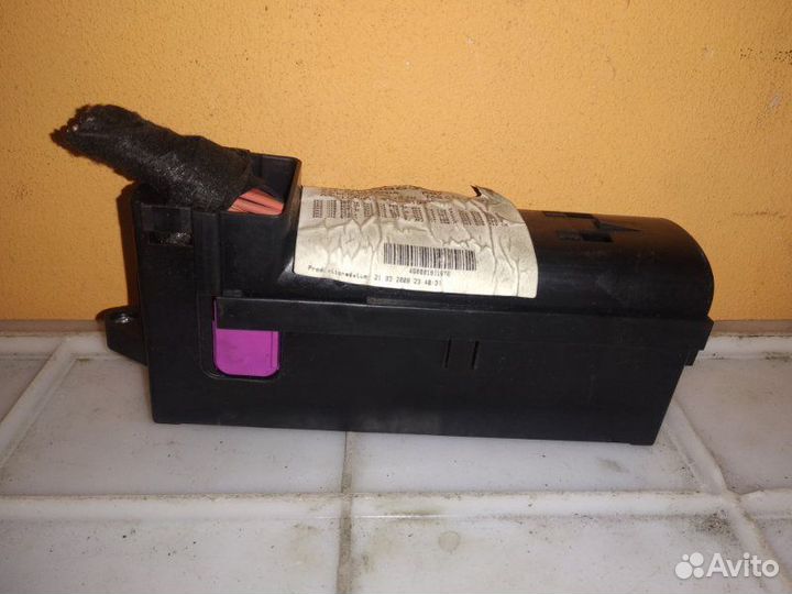 Блок предохранителей Volkswagen Caddy 2KB BSU 2008