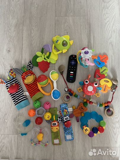 Игрушки погремушки