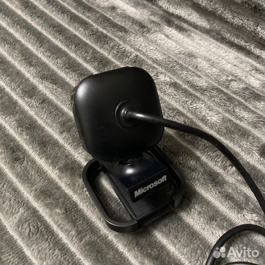 Веб-камера Microsoft LifeCam VX-2000