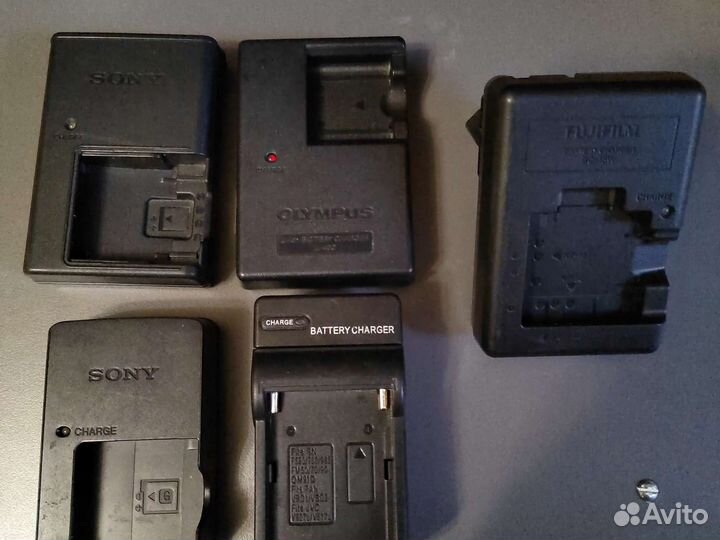 Зарядное устройство для фотоаппарата