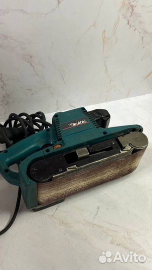 Ленточная шлифмашина Makita 9404