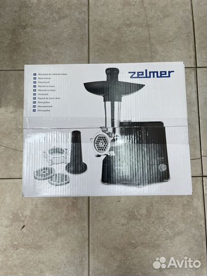 Мясорубка Zelmer ZMM1520B