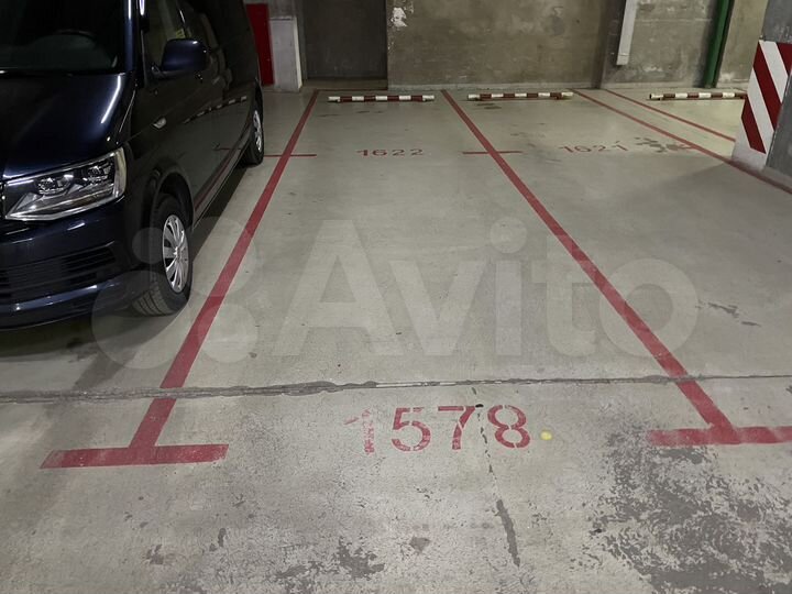 Машиноместо, 24 м²