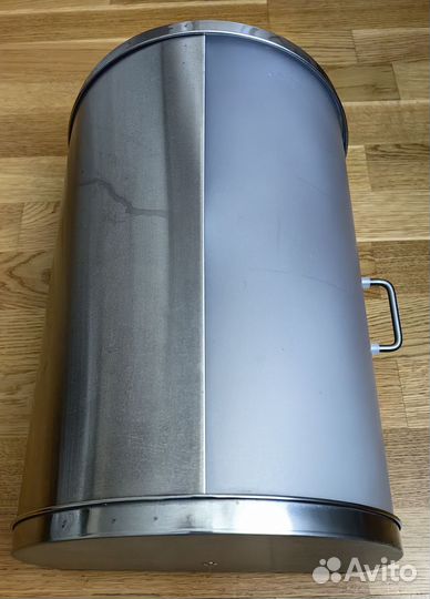 Хлебница металлическая