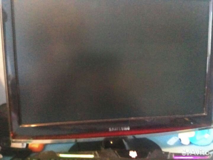 Монитор Samsung SyncMaster T220