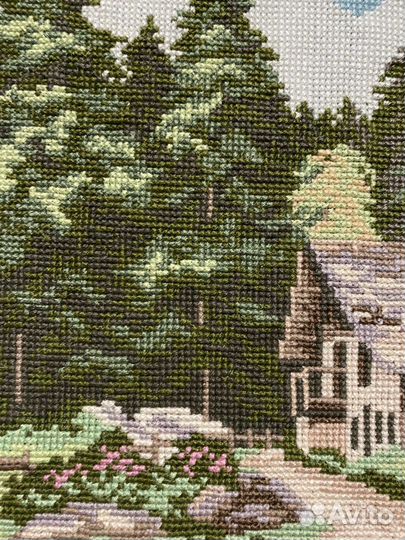 Вышивка крестиком готовая