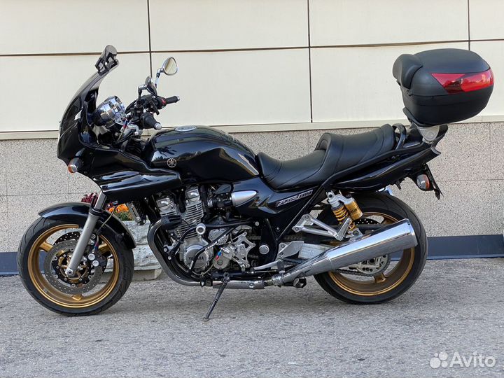 Yamaha XJR1300