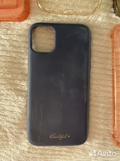 Чехлы на iPhone 11
