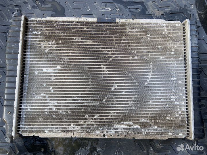 Радиатор охлаждения Шевроле Авео Т200, T250