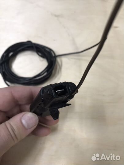 Антенна,фильтр помех 3AA035570 Passat B7