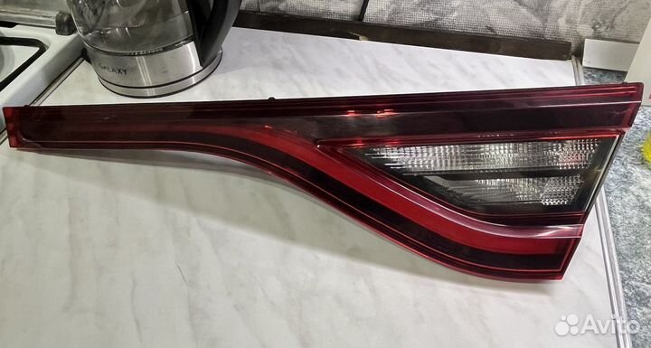 Фонарь правый внутренний Renault Arkana 2021