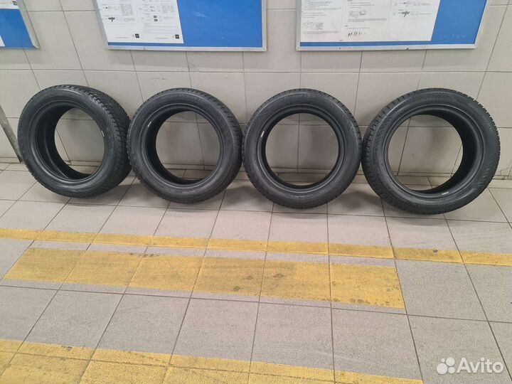 Hankook Winter I'Cept iZ 2 W616 205/55 R16