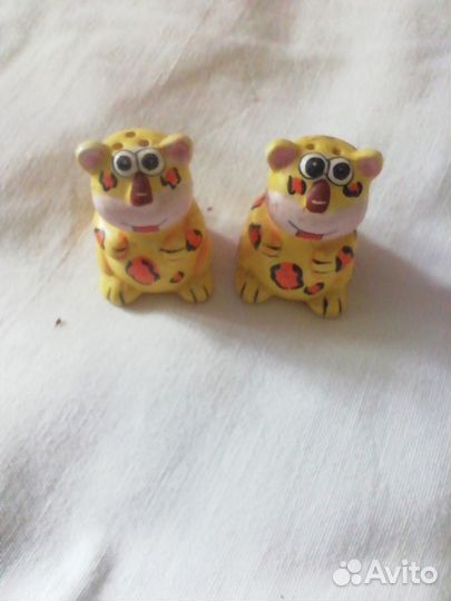 Солонка и перечница