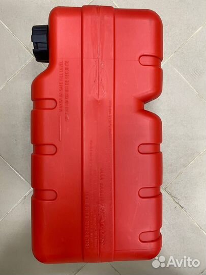 Топливный бак для лодки и катера 24л с фитингом