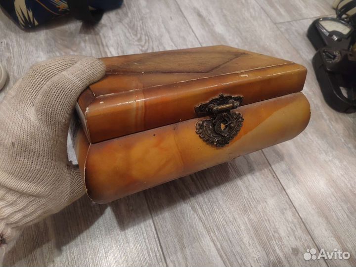 Шкатулка старинная