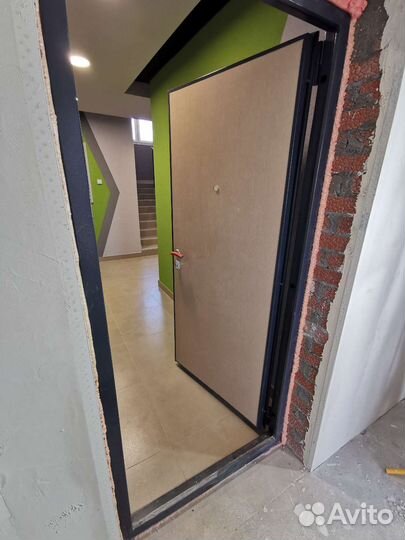 Дверь входная