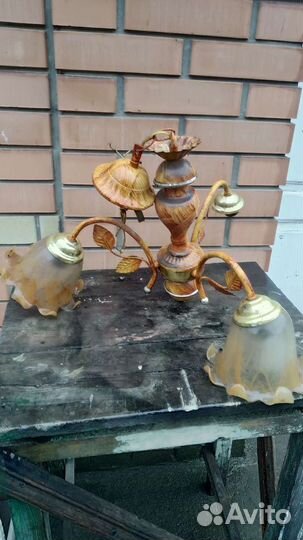 Люстра на 3 лампы