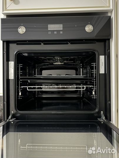 Духовой шкаф