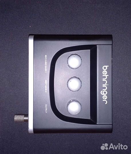 Behringer U-phoria studio комплект для звукозаписи