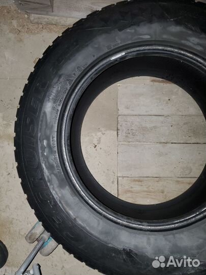 Bridgestone Ice Cruiser 7000 285/60 R18 116H