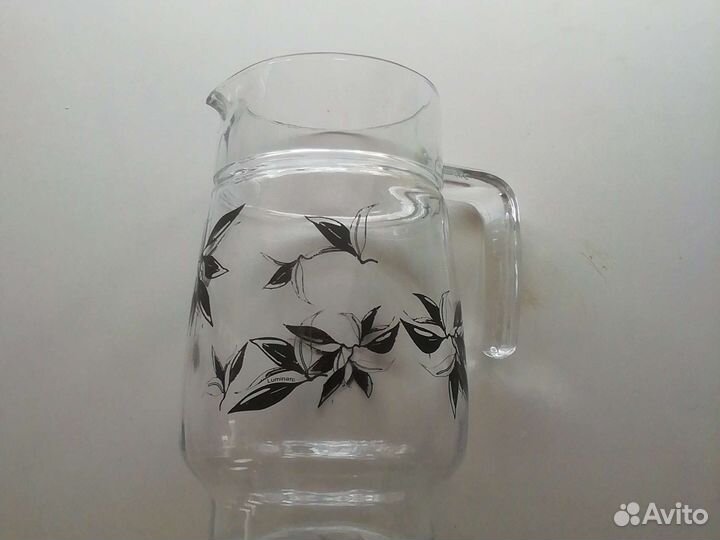 Кувшин стекло