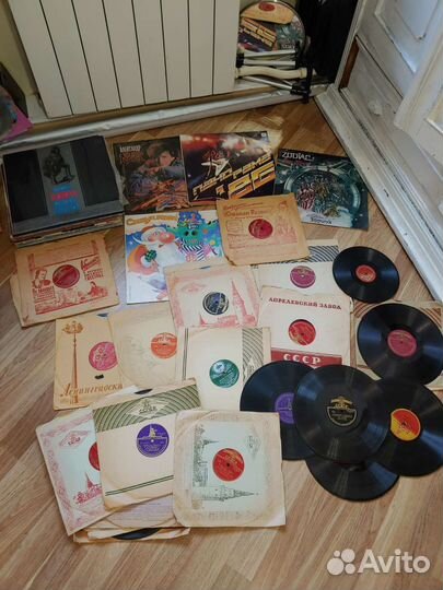 Пластинки грамофонные и виниловые 57 штук