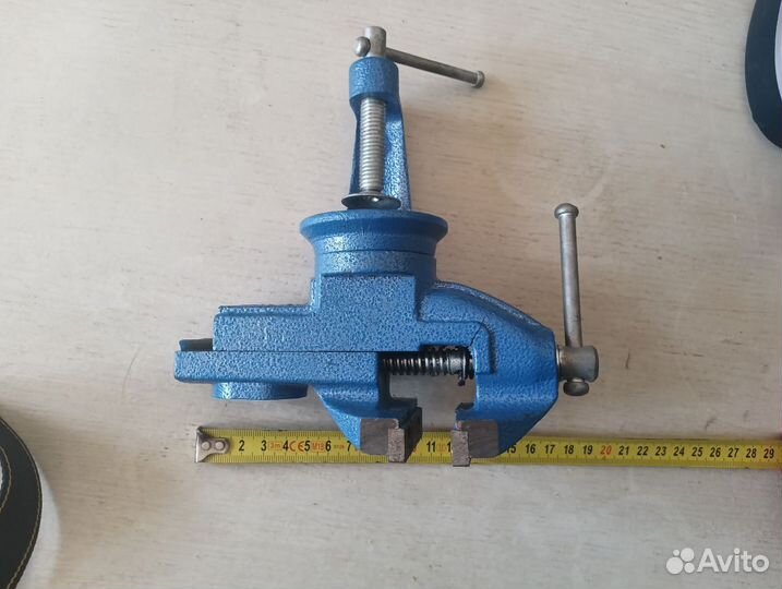 Струбцина небольшая