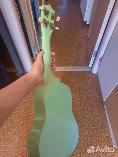 Гитара укулеле